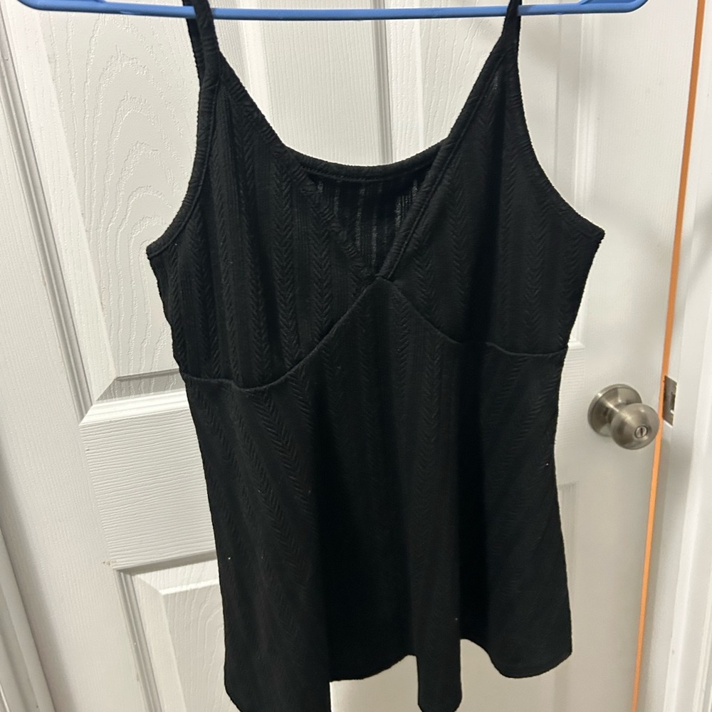 SHEIN Black Textured Tank Top